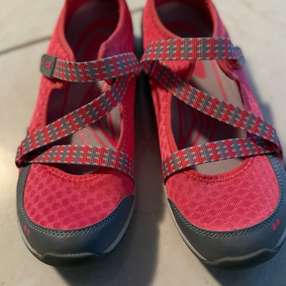 [Ryca] sneakers - Picture 2 of 8